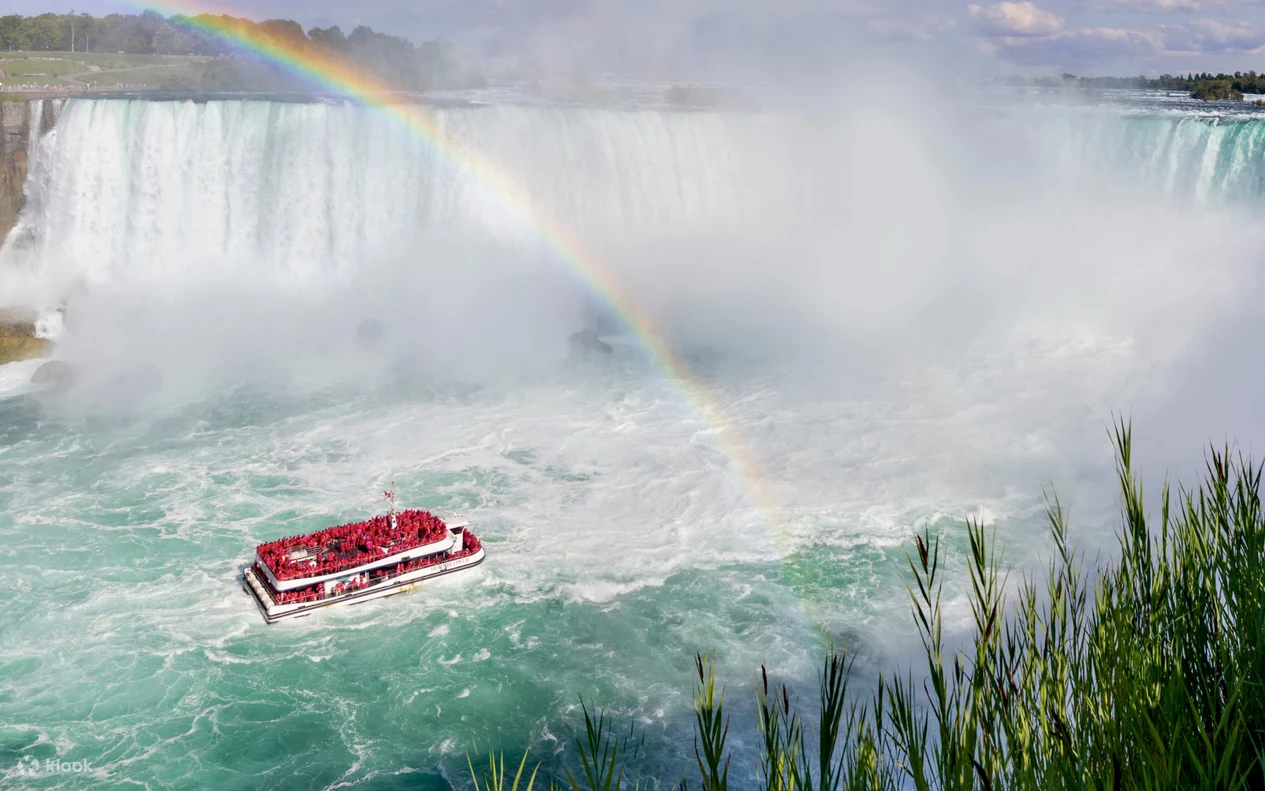 Niagara Falls Day Tour with Optional Boat Cruise